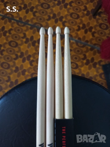 Палки за барабани Vic Firth 5B , снимка 3 - Ударни инструменти - 54956237