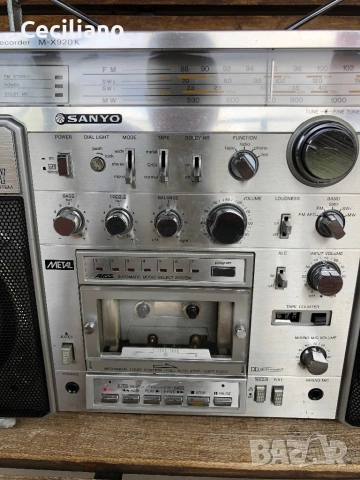 Радиокасетофон Sanyo M-X920K – легендарен ретро  boombox модел!, снимка 4 - Радиокасетофони, транзистори - 54610569