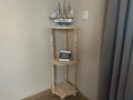 Ръчно изработена ъглова етажерка ( НАТУРАЛНА ) !!, снимка 1