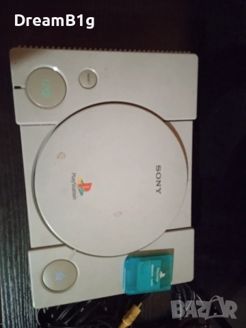PlayStation 1 SCPH-7502 с чип за пиратски игри + 2 джойстика + Memory Card, снимка 3 - PlayStation конзоли - 54490766