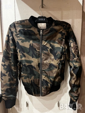 Яке камуфлаж Pull&Bear