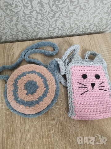 Ръчно плетени дамски и детски чанти, снимка 9 - Чанти - 54319637