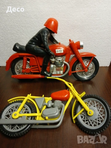 Стари пластмасови играчки мотори., снимка 3 - Колекции - 54192797