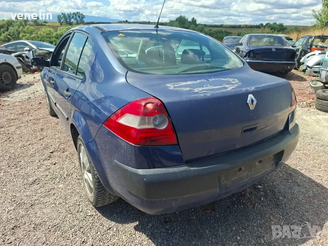 Рено Меган 1.6 16в Автомат, снимка 4 - Автомобили и джипове - 55414407