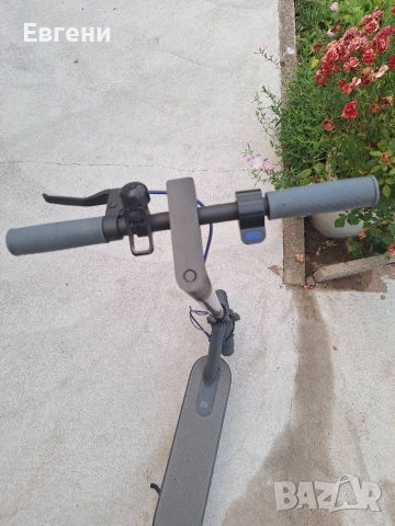 Електрическа тротинетка Xiaomi MI Electric Scooter 3., снимка 6 - Велосипеди - 55148948