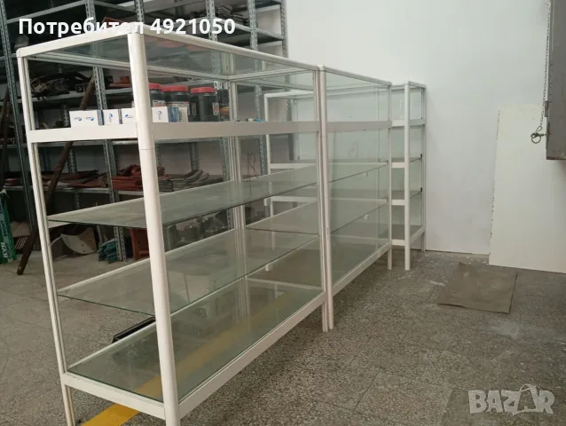 ПРОДАВАМ  стъклено-алуминиеви витрини 5 нива, снимка 2 - Витрини - 55683454