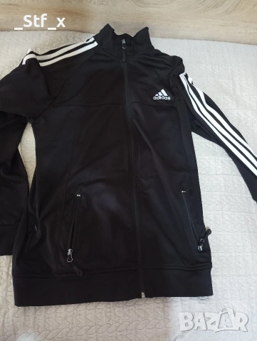 ADIDAS оригинален анцуг има джобове с ципове материя топ няма забележки 