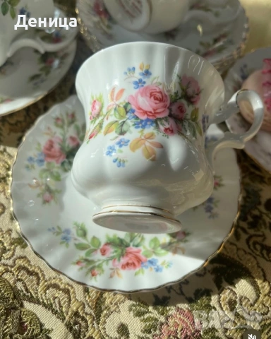 Последен сет Royal Albert „Moss Rose“- добре познат модел английски флорален дизайн. , снимка 2 - Чаши - 54825045
