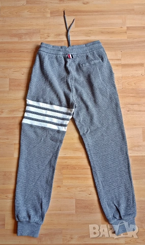 Thom Browne спортно долнище унисекс, снимка 6 - Спортни дрехи, екипи - 54970319
