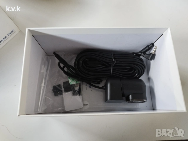 AZDOME 360, само задната камера, протектор за екранчето на предната камера и всички кабели!, снимка 3 - Аксесоари и консумативи - 53975151