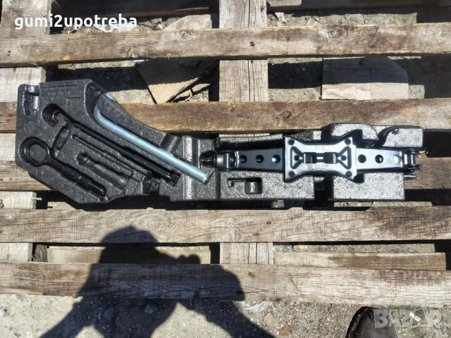 Авариен Органайзер Крик Кука 3Q0011031C Volkswagen Passat B9 1.5 eTSI 150кс 2024г Комби