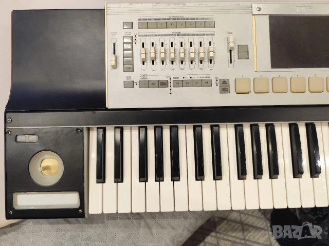 Korg m3, снимка 3 - Синтезатори - 54964400