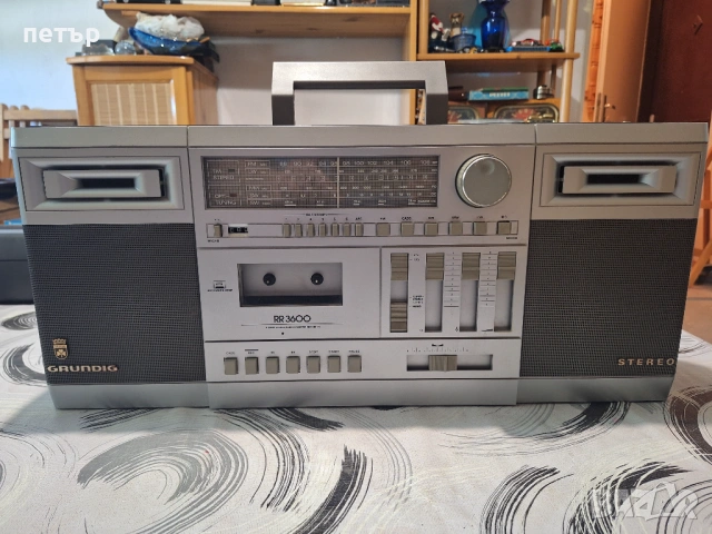 Касетофон Грундиг RR3600