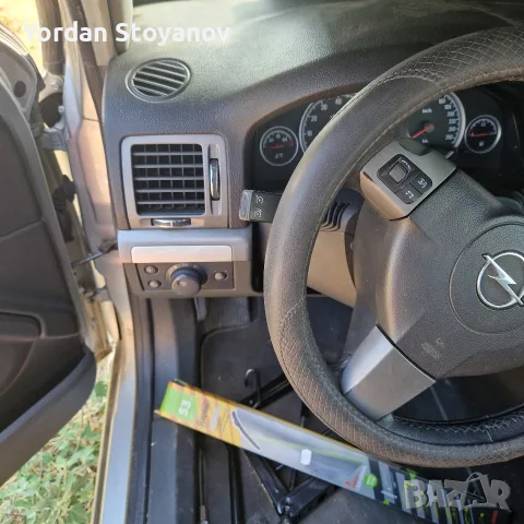 Интериор от Opel Vectra C 2008. Код на двигателя Z18XER., снимка 3 - Части - 55571186
