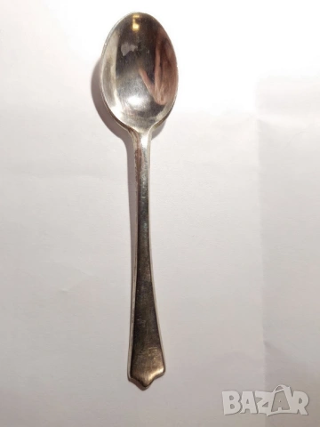 Комплект от шест сребърни лъжички за чай, кафе