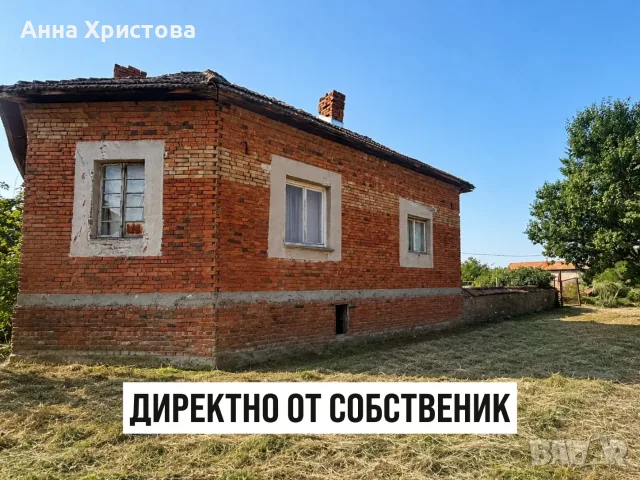 ДИРЕКТНО ОТ СОБСТВЕНИК - МАСИВНА КЪЩА С ГОЛЯМ ДВОР, НА ГЛАВНА АСФАЛТИРАНА УЛИЦА, снимка 4 - Къщи - 55687567