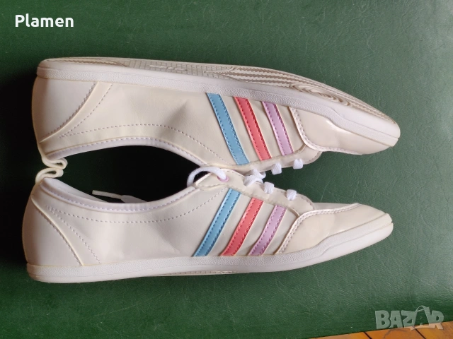 Дамски оригинални маратонки "Adidas", снимка 3 - Маратонки - 54625130