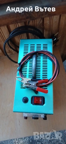 Автомобилно зарядно 12V/10A, снимка 2 - Аксесоари и консумативи - 54254471