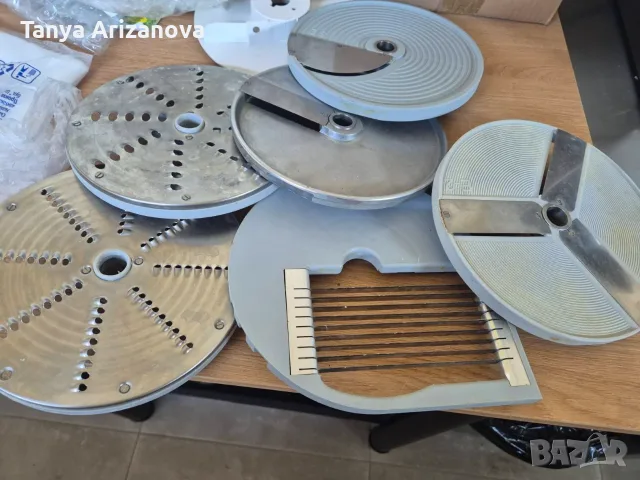 Зеленчукорезачка Fimar TV2000R, комплект с 6 диска – B8, E2, E8, S2, Z4, Z7, снимка 5 - Обзавеждане на кухня - 55356283
