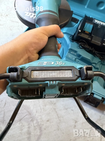 Makita DGA900 230mm, снимка 6 - Ъглошлайфи - 55427575
