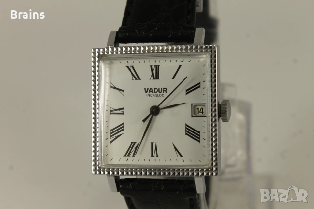 1960's VADUR Швейцарски Ръчен Часовник 17 Jewels, снимка 3 - Антикварни и старинни предмети - 54929568
