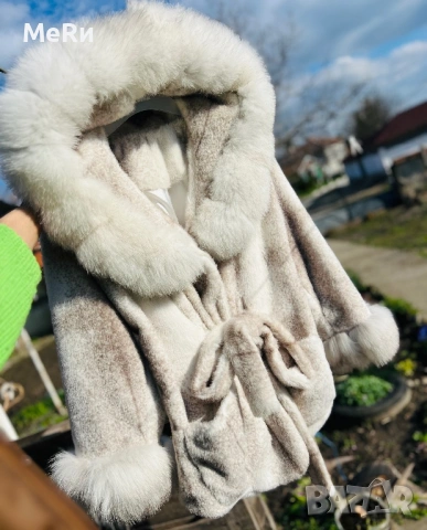 Палто алкантара с лисица - MAX MARA, снимка 3 - Палта, манта - 54042696