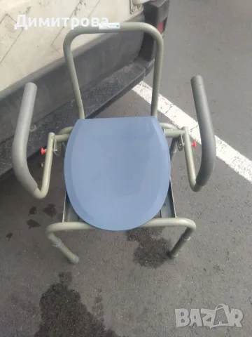 Санитарен стол..