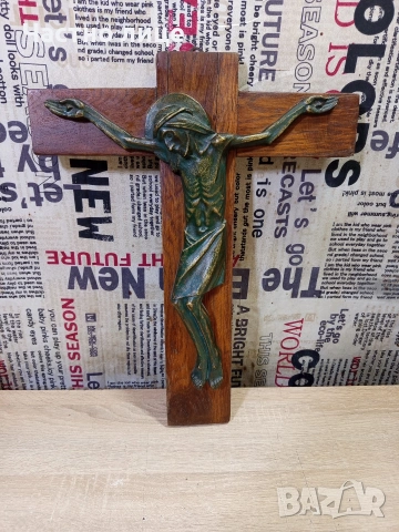 Кръст за стена/,разпятие
