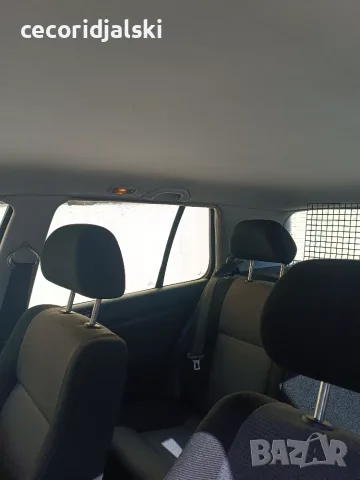 Продава се Голф , снимка 9 - Автомобили и джипове - 55580846