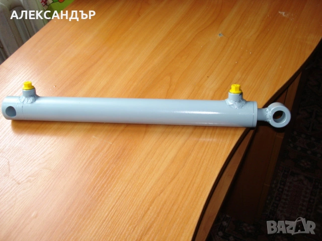 хидравличен цилиндър Ф32