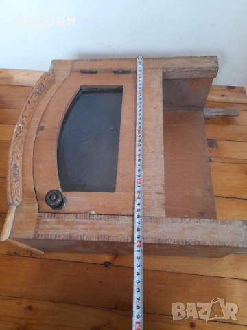 Стар Дървен шкаф,етажерка, снимка 5 - Антикварни и старинни предмети - 53950335