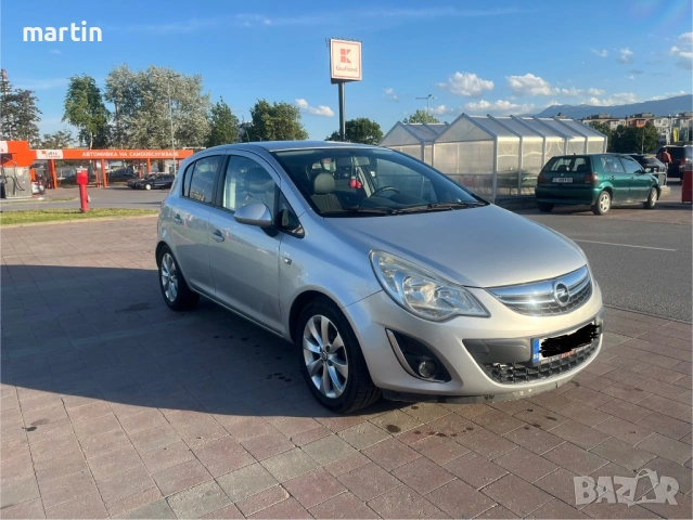 Продавам Opel Corsa D cosmo, снимка 3 - Автомобили и джипове - 54396995