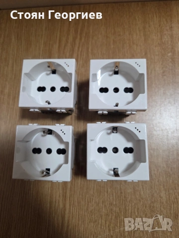 4 броя електрически контакт тип Schuko марка ELEC DOCK (модел ED-3001M