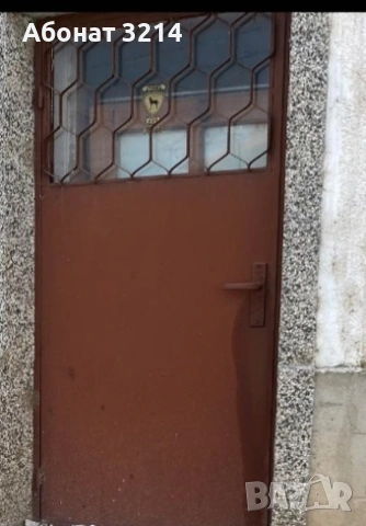 ПРОДАВАМ 2 Врати и бойлер, снимка 2 - Входни врати - 55269006