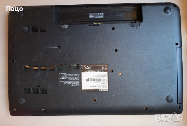 Toshiba Satellite C70D-B-10X/17.3 Inch Glossy LED Display  HD+ Scree, снимка 4 - Лаптопи за дома - 55242262