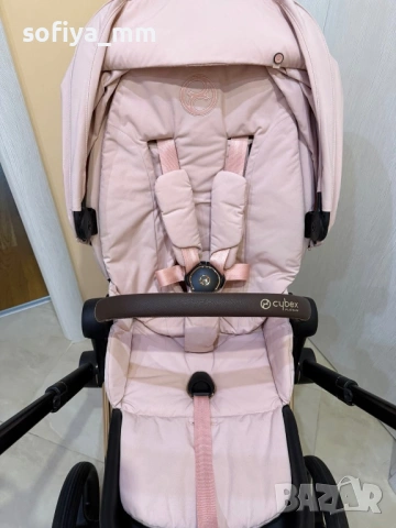 Бебешка количка Cybex Priam 4, снимка 3 - Детски колички - 54632220