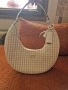 Продавам нова чанта Guess, снимка 1