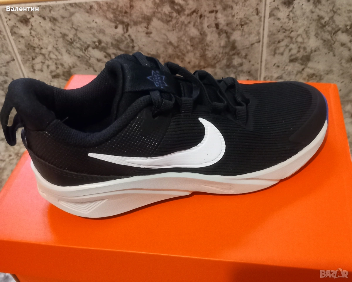 Маратонки 33 NIKE черни, снимка 1