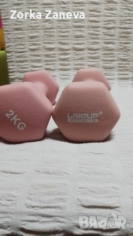 Комплект дъмбели, Винил, 2 х 2 кг, Розов, снимка 3 - Фитнес уреди - 55105148