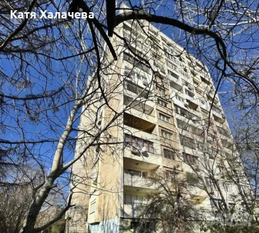 Представяме за продажба светъл и просторен апартамент с чиста площ 107,45 кв.м, разположен в един от