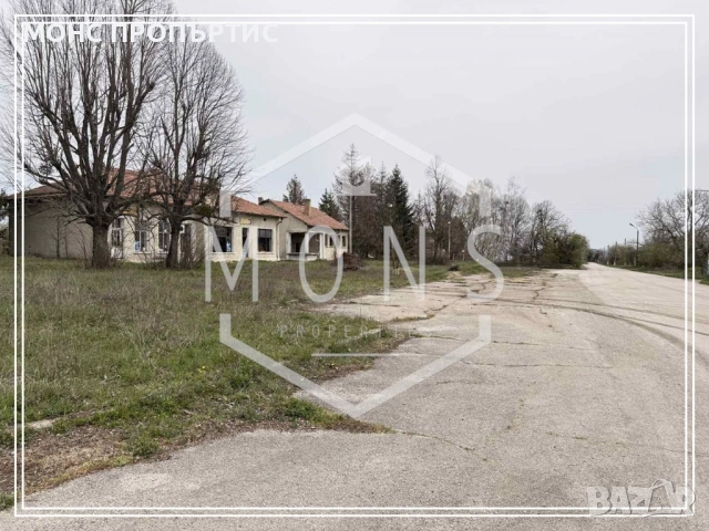 УПИ с търговски помещения в с. Ястребино, област Търговище., снимка 4 - Парцели - 54225130