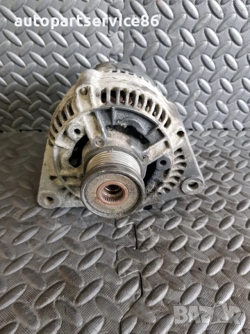 Алтернатор Bosch 90A за Mercedes Vario 612 2.9 TDI (1997–2003) 0123320041