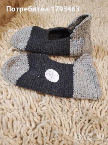 Ръчно плетени мъжки терлици размер 42, снимка 18 - Мъжки чорапи - 51856564