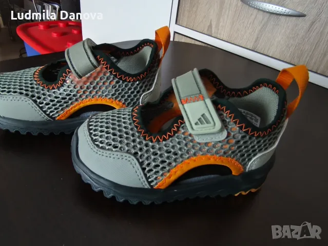 Детски маратонки Adidas IH8731, снимка 3 - Детски маратонки - 55376573