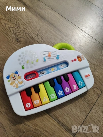 Детско пиано Fisher Price и Fisher Price Образователна книжка на български език, снимка 3 - Музикални играчки - 55169197