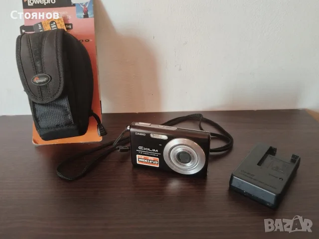 Камера CASIO EXILIM EX-Z75 7.2 MP