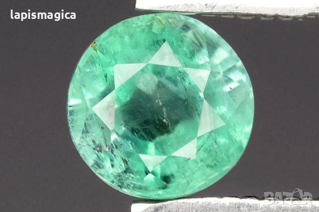 Естествен зелен смарагд от Нигерия 0.46ct 4.5mm кръгла шлифовка
