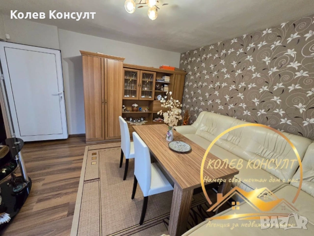 продавам обзаведена двуетажна къща в гр. Хасково, кв. Изгрев, снимка 4 - Къщи - 54604993