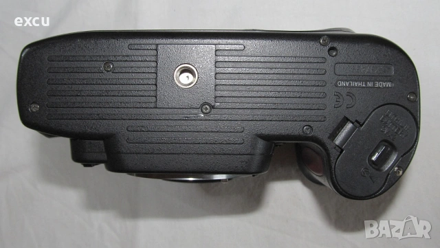 Фотоапарат Nikon F80, снимка 4 - Фотоапарати - 50020641