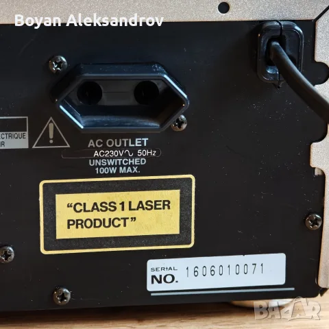 Аудиофилски MiniDisc плеър Onkyo MD-122 с оригинално дистанционно, снимка 12 - Декове - 55568830